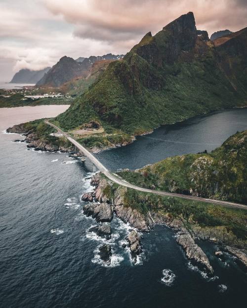 Source: http://alisaineurope.tumblr.com