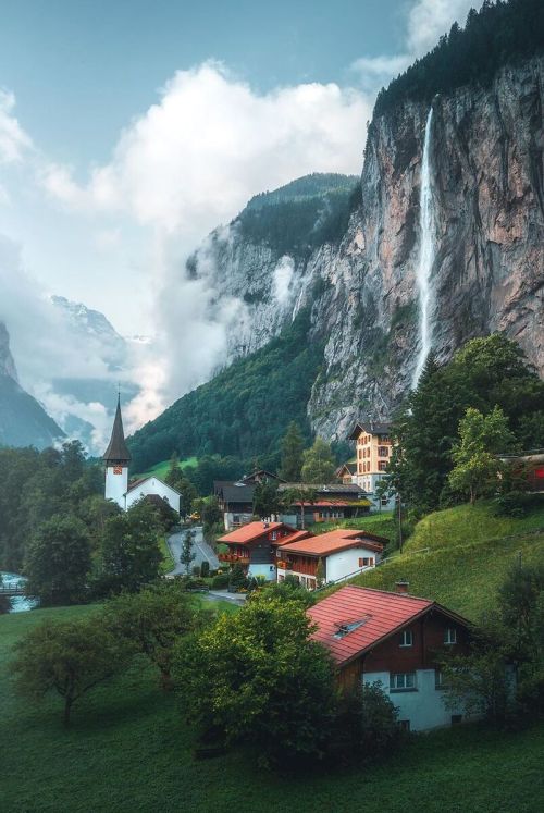 Source: http://silvaris.tumblr.com