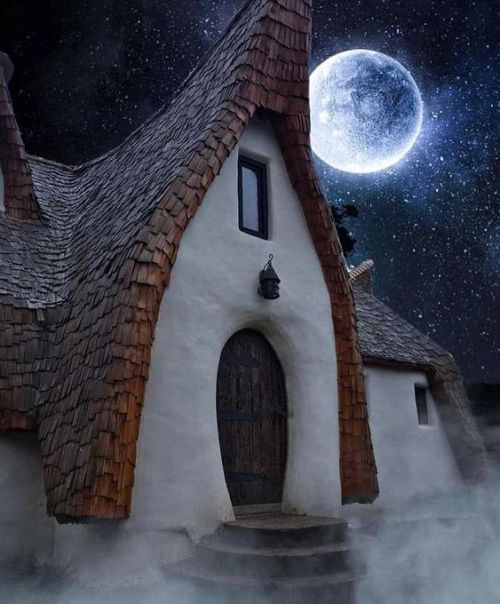 Source: http://hiddenromania.tumblr.com