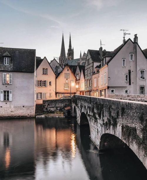 Source: http://alisaineurope.tumblr.com